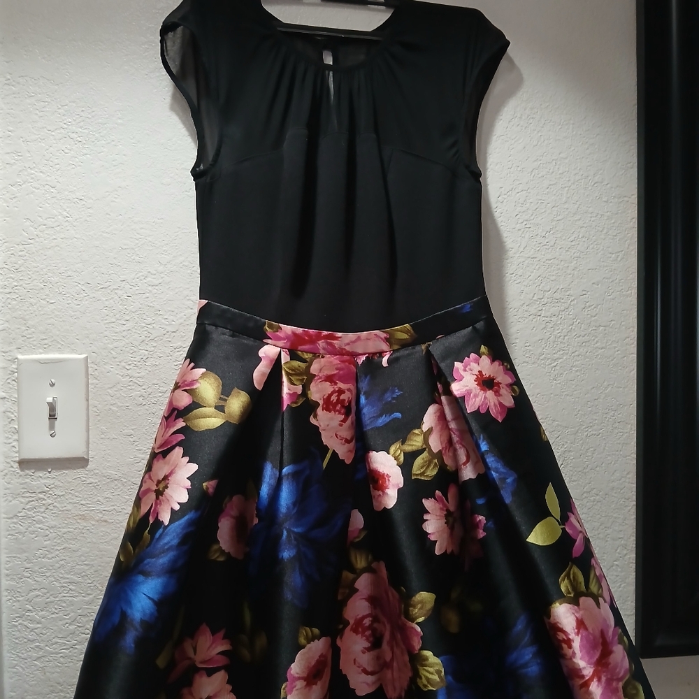 Rebecca B Black Sleeveless Dress size 6